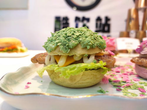 小吃在抖音上如何热门,小吃怎么写抖音文案