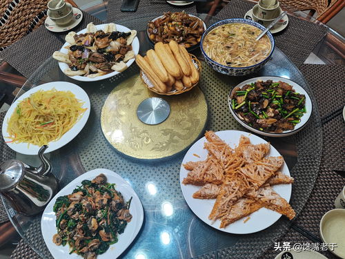 如何拍美食容易上热门视频,怎么拍美食视频才能火