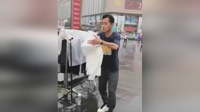 郑州直播卖衣服技巧有哪些,郑州服装直播基地