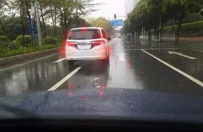 新手开车上路技巧直播教学,新手开车上路教学视频教程全集