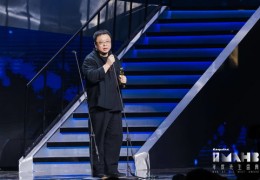 罗永浩直播电商团队分享成功秘诀，揭秘电商直播技巧与团队力量