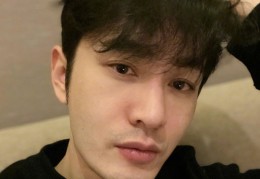 如何靠发自拍上热门赚钱——自拍发布攻略