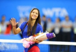 李娜比赛直播技巧揭秘，女生观赛指南，李娜对决精彩瞬间！