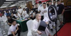 直播销售人员的技巧与策略，成功直播销售的秘诀