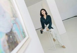 一个人拍摄镜教程怎么拍 VS 抖音耍帅拍摄视频教程怎么弄
