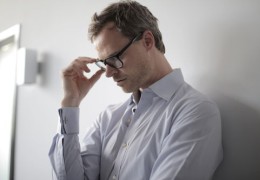 如何拍摄并推广视频以成为热门内容？