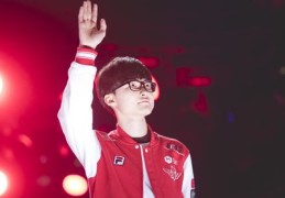 FAKER直播技巧组合,faker主播对抗赛完整视频