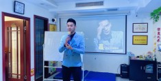 新人直播沟通技巧与话术秘籍，打造互动氛围的秘诀