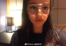 自拍照如何上热门视频网站