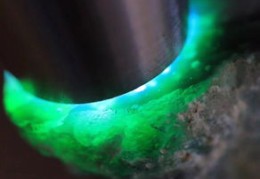 翡翠切石直播技巧全解析