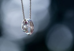 戒指直播销售技巧全解析，如何鉴别真假戒指？
