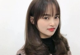 发型如何引领潮流趋势，揭秘上热门秘诀