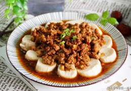 家常菜热门上榜秘诀，轻松掌握烹饪技巧，让你的美食走红！