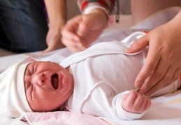 婴儿视频热门秘诀，如何拍摄吸引人的宝宝短视频攻略