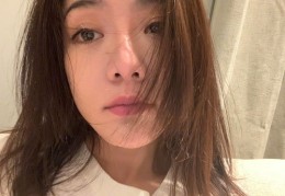 揭秘自拍秘籍，如何打造热门自拍作品与文案？